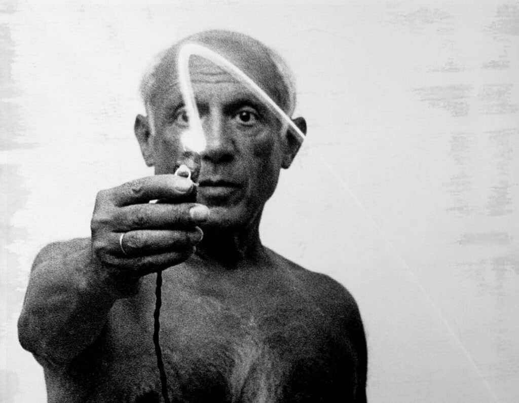 pablo picasso light painting