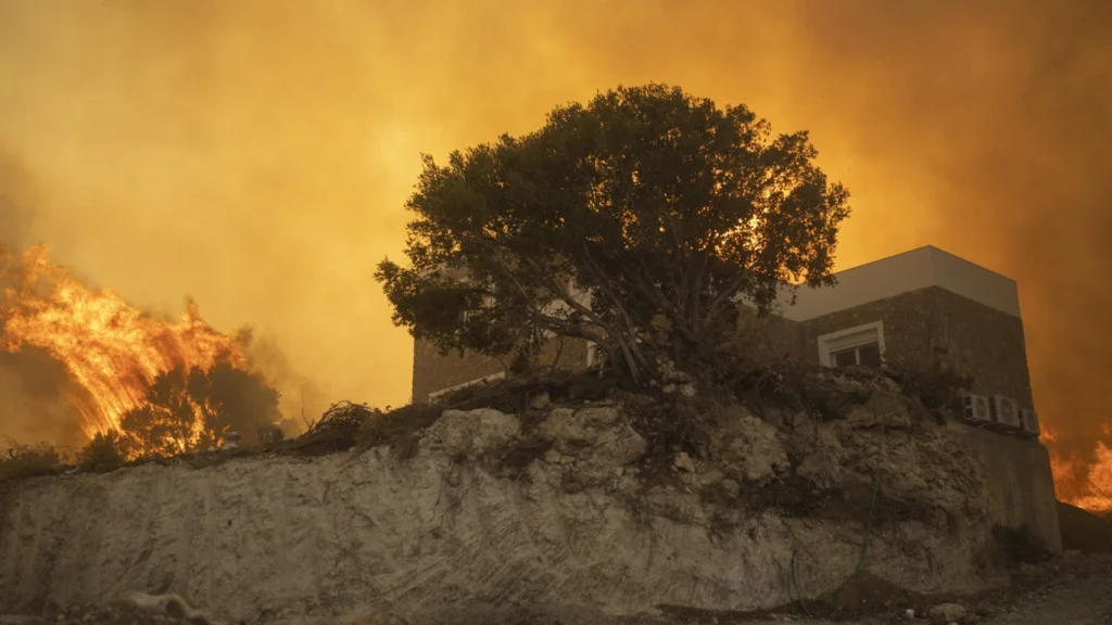 Incendio a Rodi nel 2023